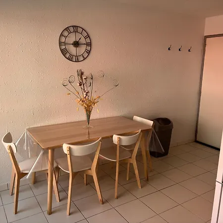 Classe 3 Etoiles Cosy Sur Proche De Toutes Commodites, Parking Prive *