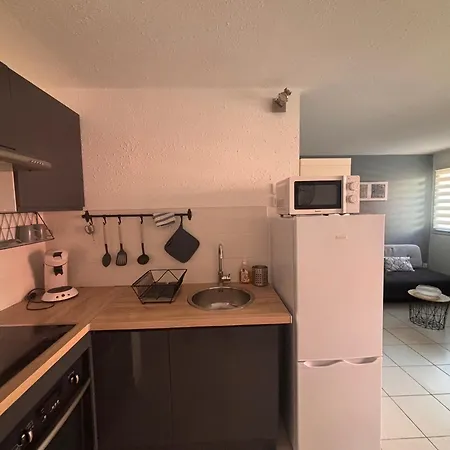 Classe 3 Etoiles Cosy Sur Proche De Toutes Commodites, Parking Prive 아파트 세테