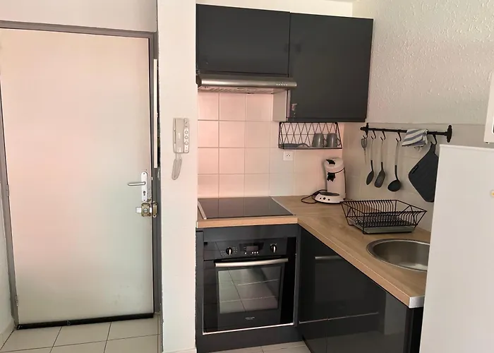 Classe 3 Etoiles Cosy Sur Proche De Toutes Commodites, Parking Prive Lejlighed
